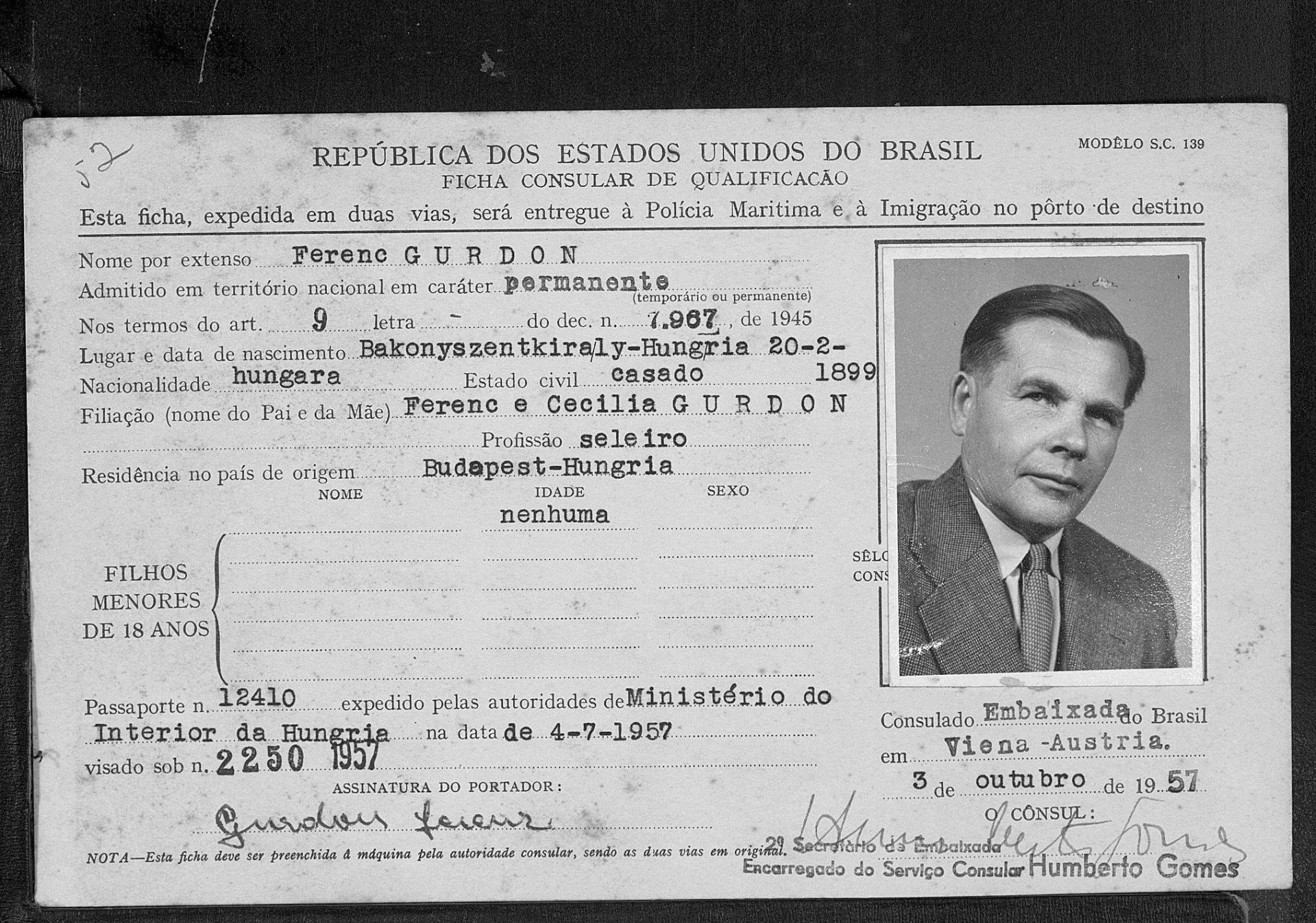 Egy 1957-ben regisztrált magyar kártyája